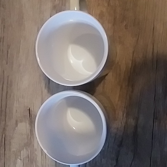 Set of two vintage thermo mugs - Picture 2 of 3